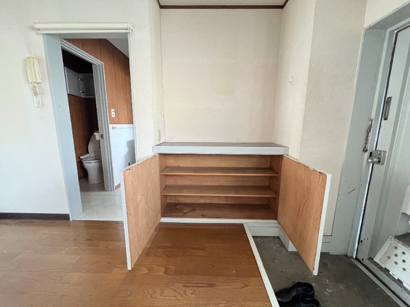 Room image 11