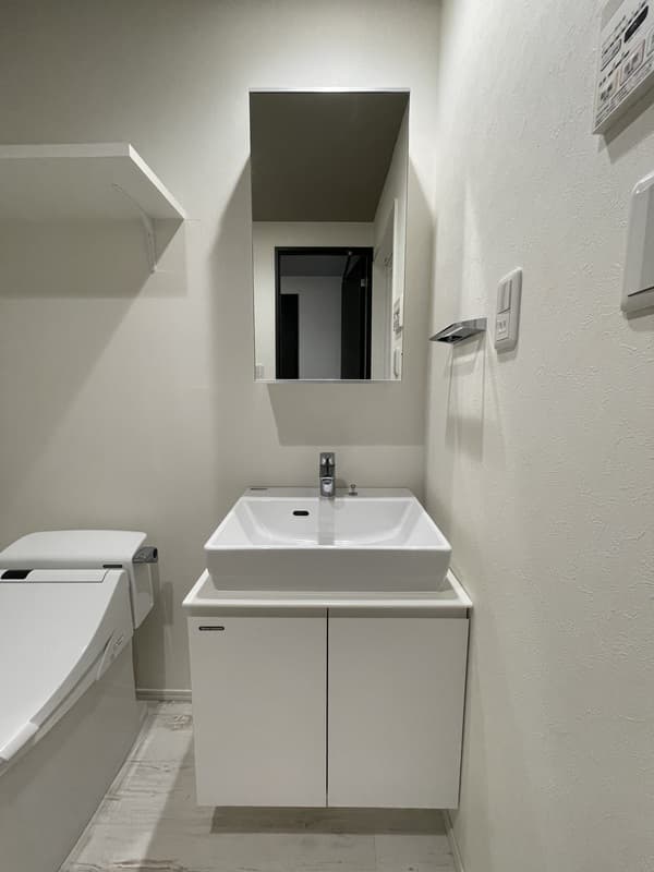 Room image 15