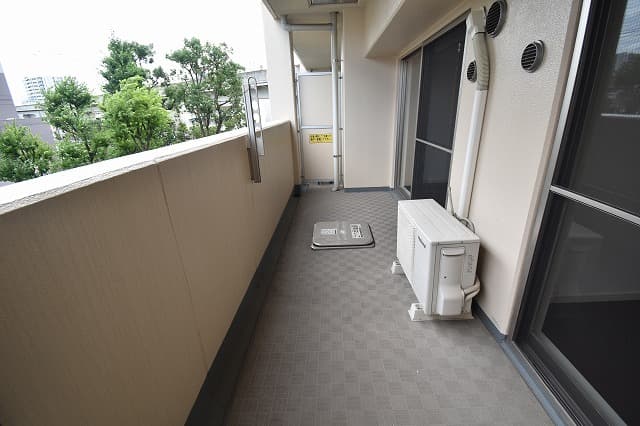 Room image 14