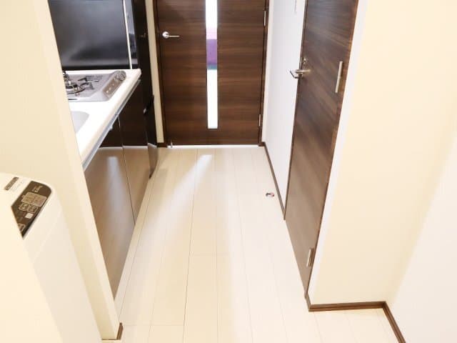 Room image 10