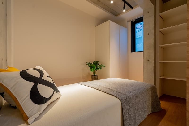 Room image 11