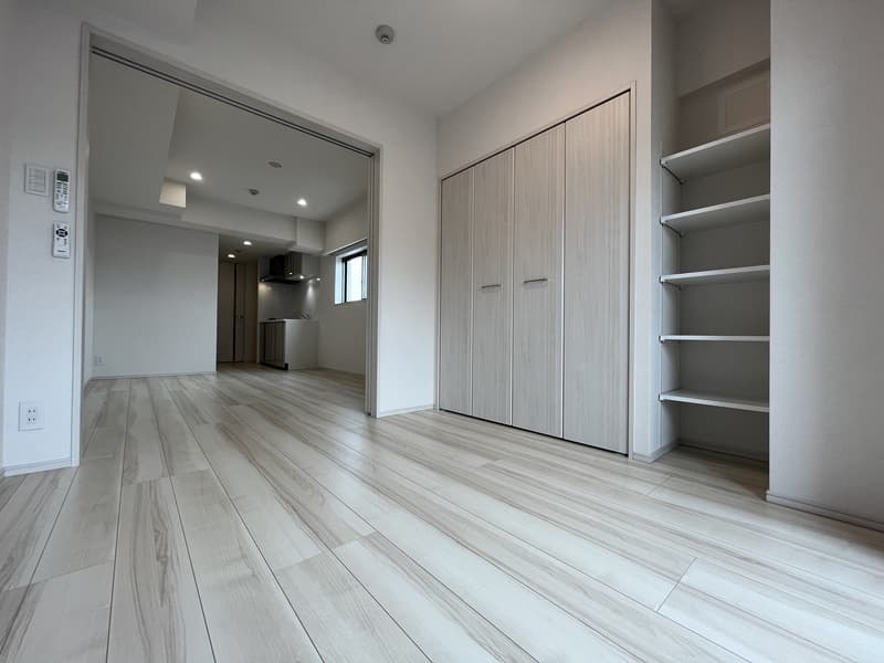 Room image 10