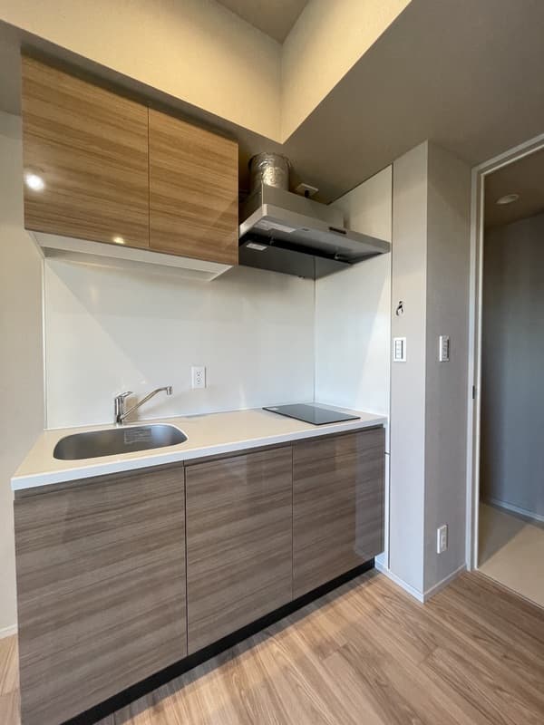 Room image 8