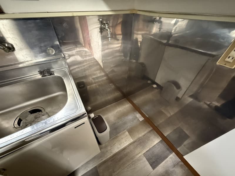 Room image 11