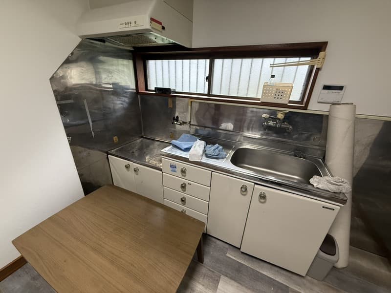 Room image 16