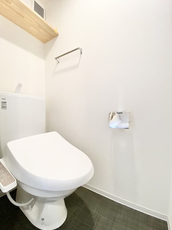 Room image 9