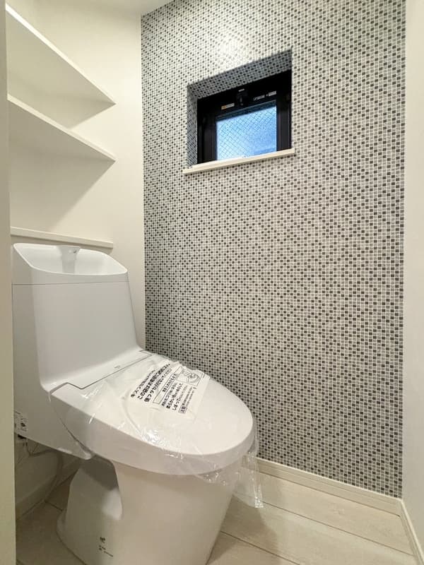 Room image 15