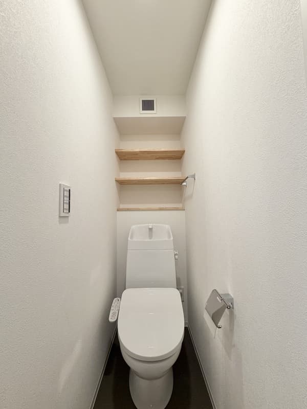 Room image 11