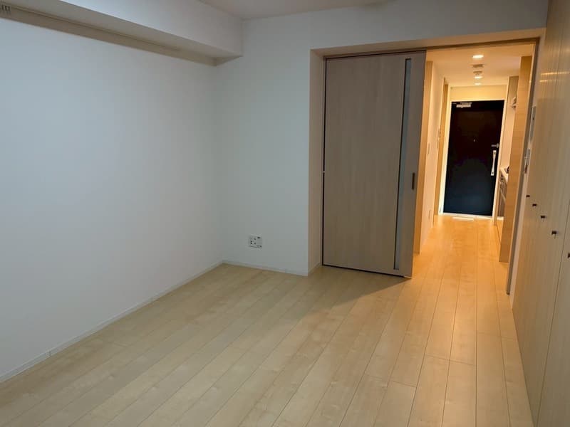 Room image 13