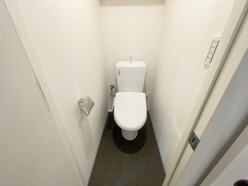 Room image 13