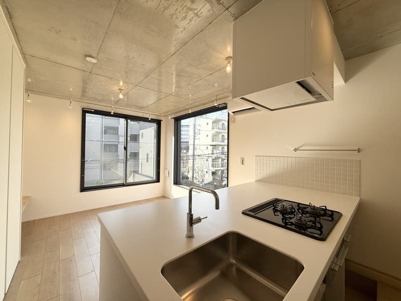Room image 11