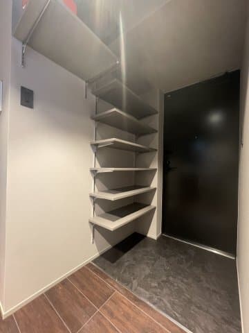 Room image 9