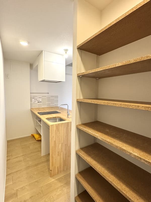 Room image 9