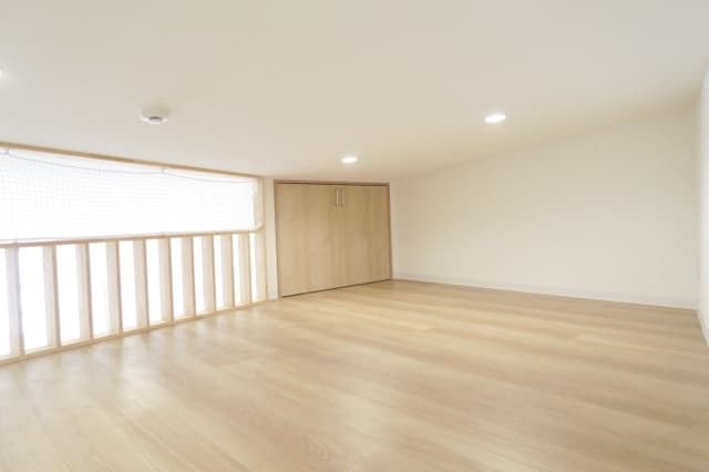 Room image 15