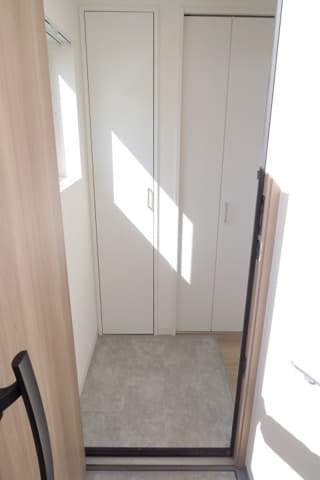 Room image 13