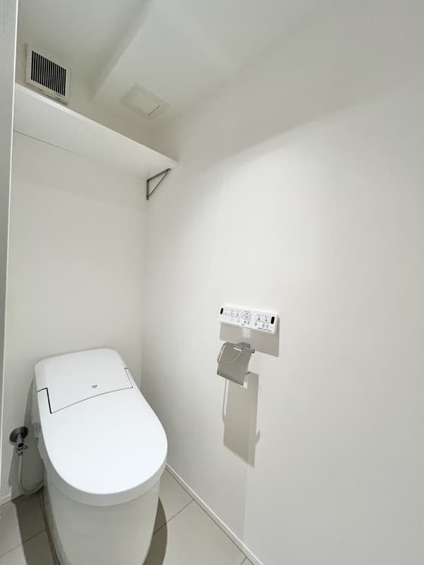 Room image 11