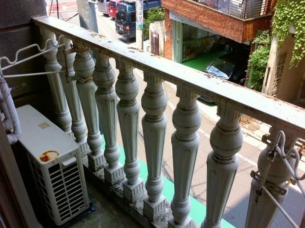 Room image 9