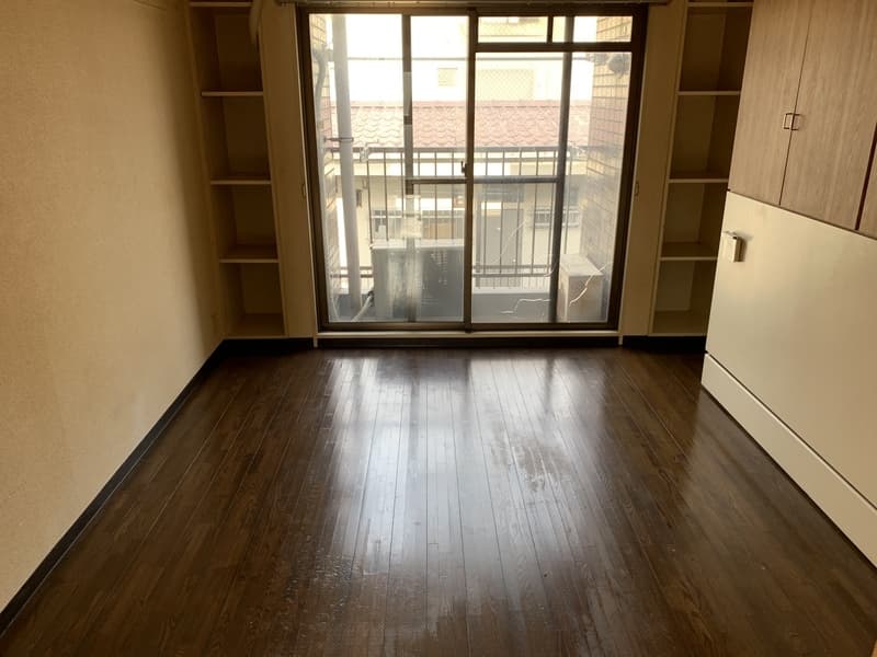 Room image 10