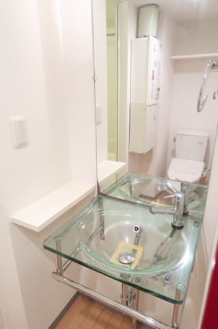 Room image 11