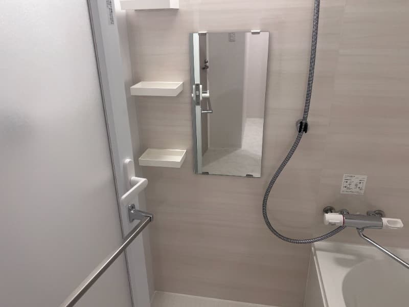 Room image 16