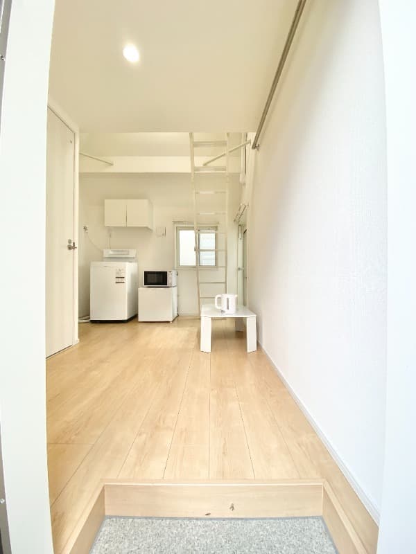 Room image 11