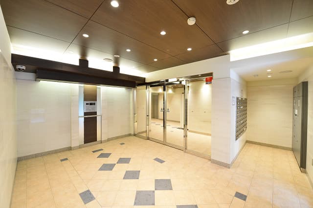 Room image 10