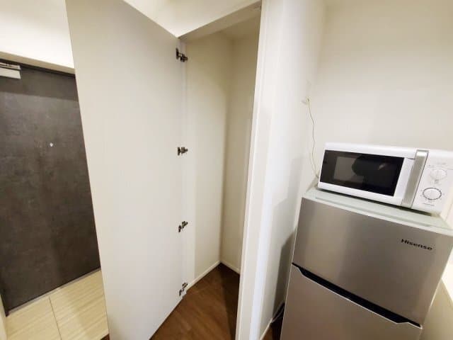 Room image 12