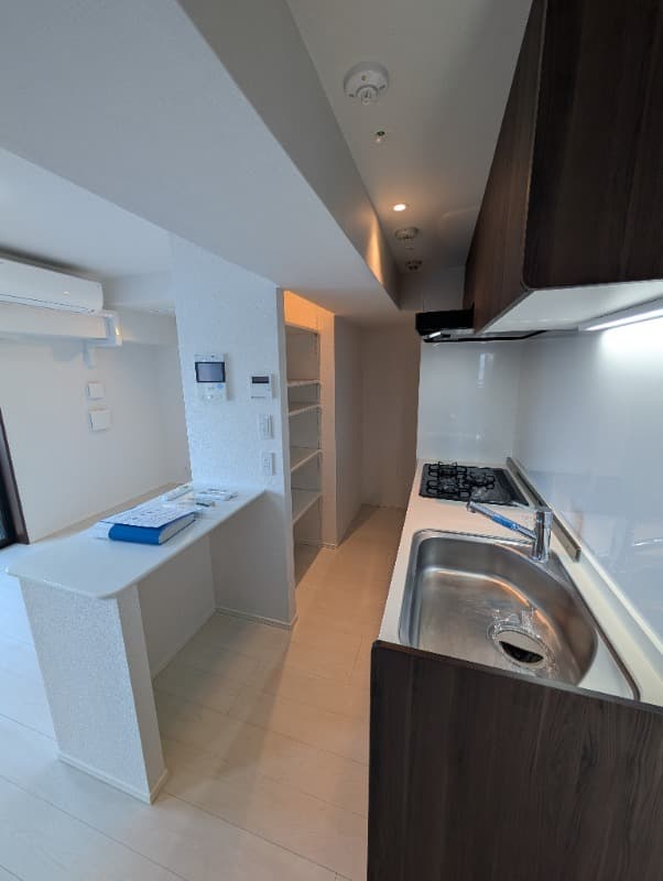 Room image 8