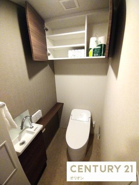 Room image 13