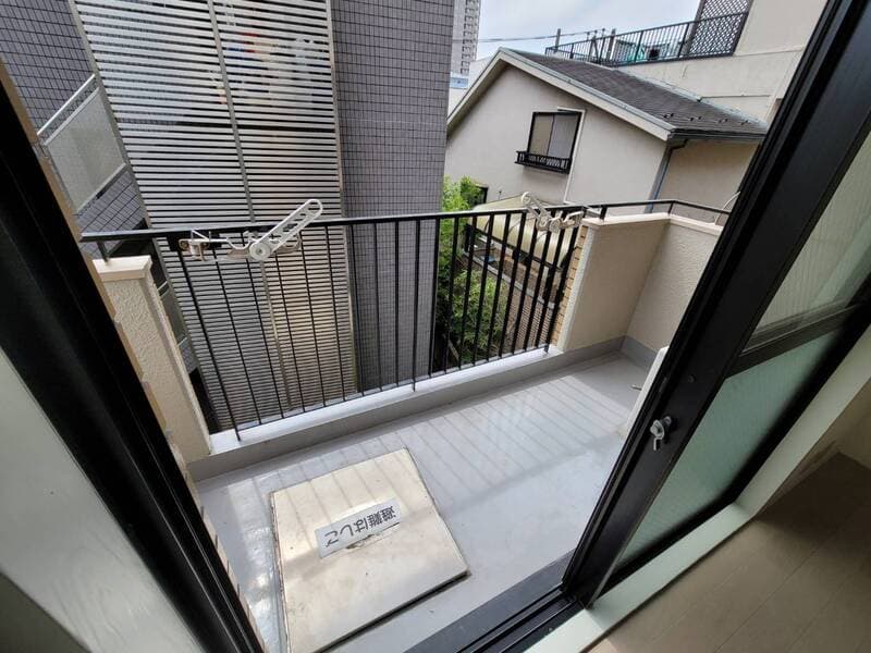 Room image 8