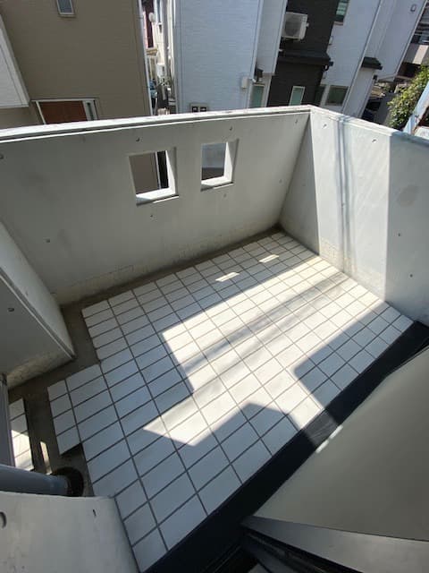 Room image 10
