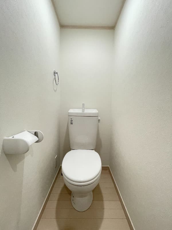 Room image 11