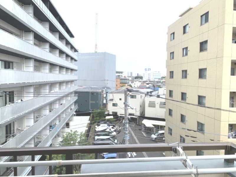 Room image 11