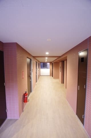 Room image 13