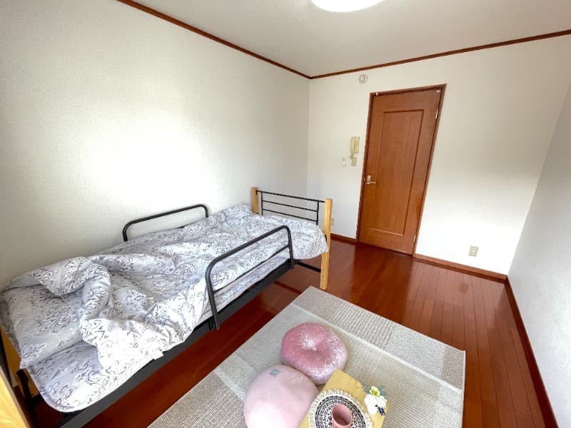 Room image 14