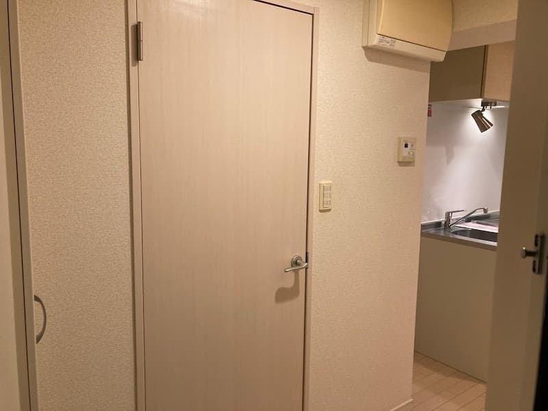 Room image 16