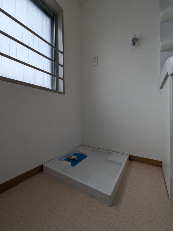 Room image 15