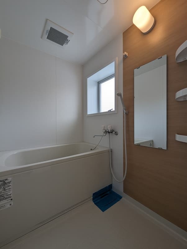 Room image 16