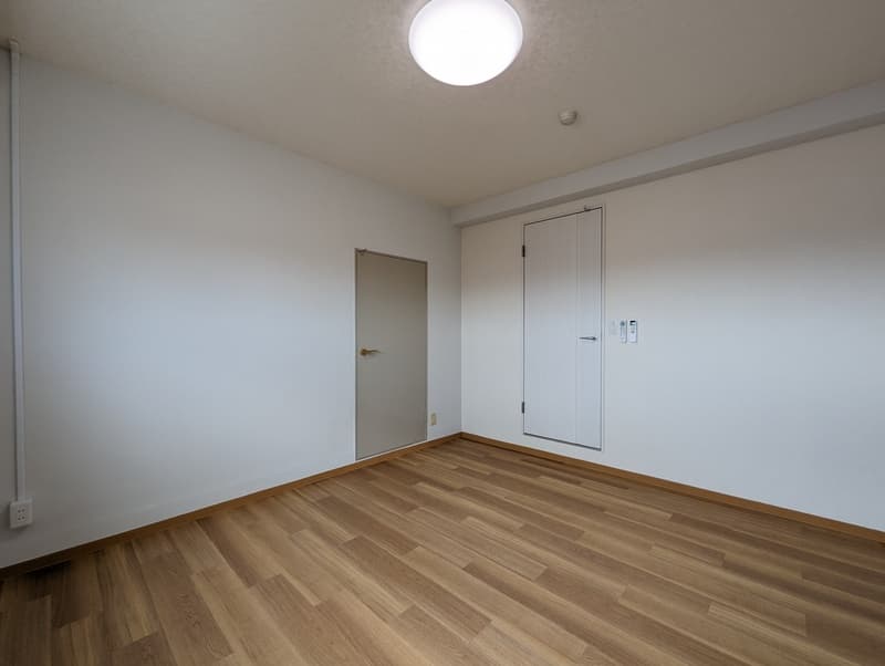 Room image 9