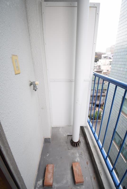 Room image 13