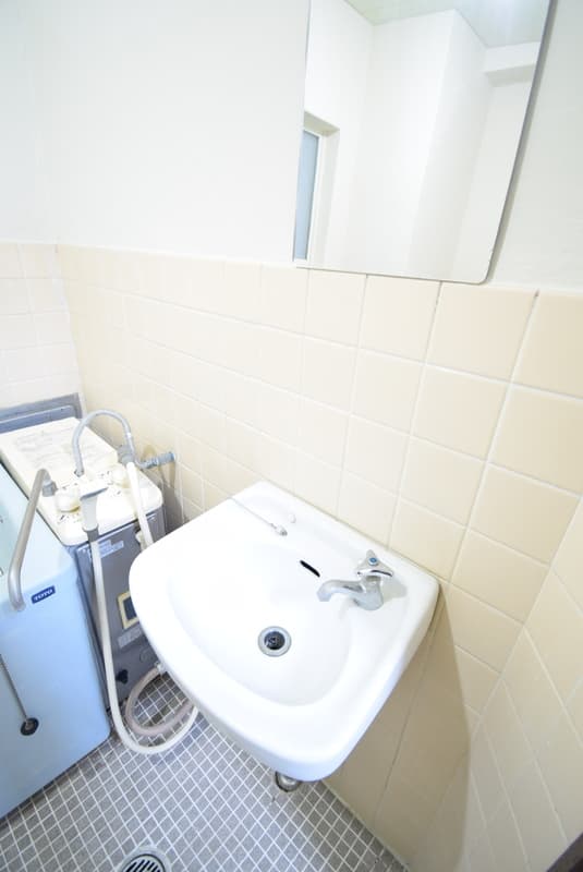 Room image 9
