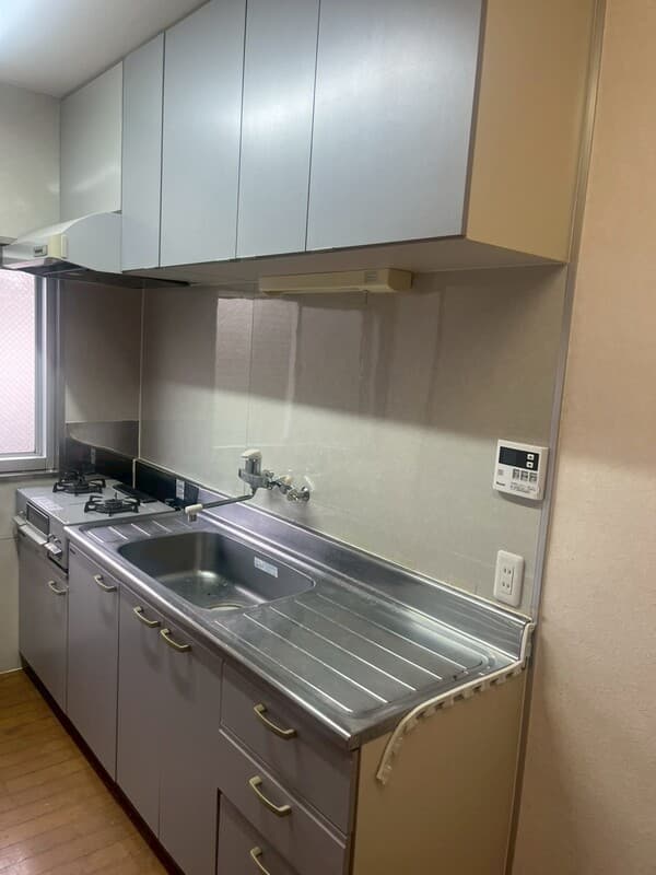 Room image 9