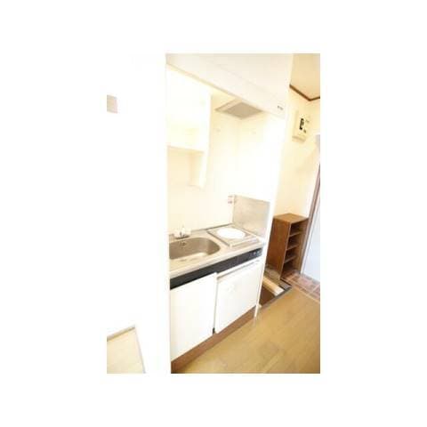 Room image 8
