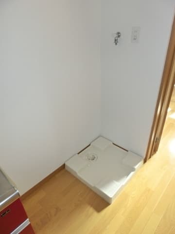 Room image 12