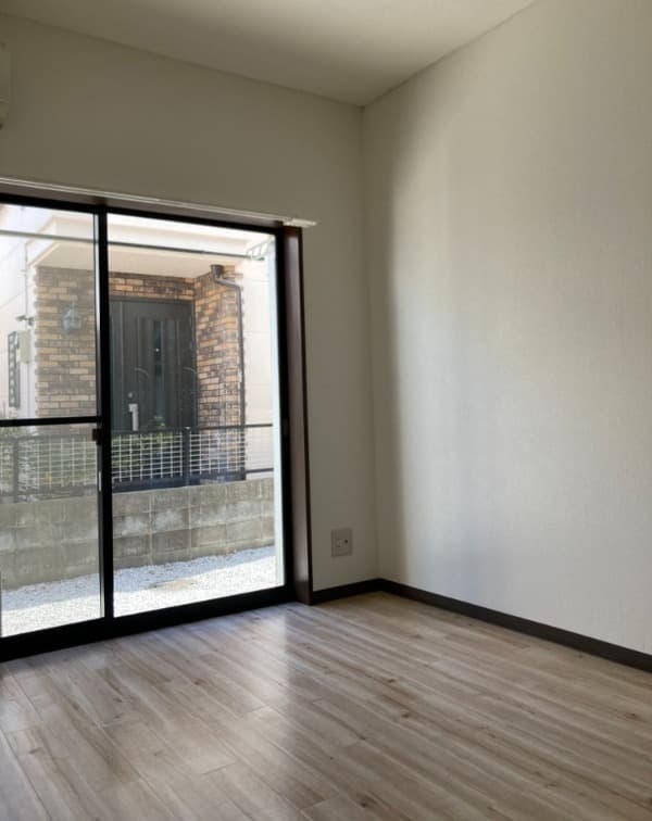 Room image 13