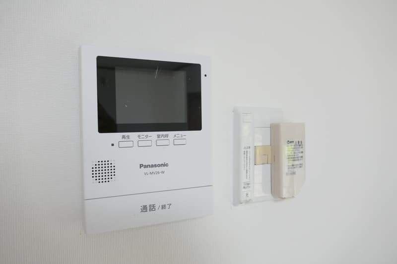 Room image 15