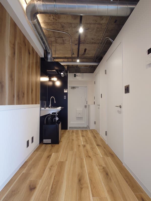 Room image 11