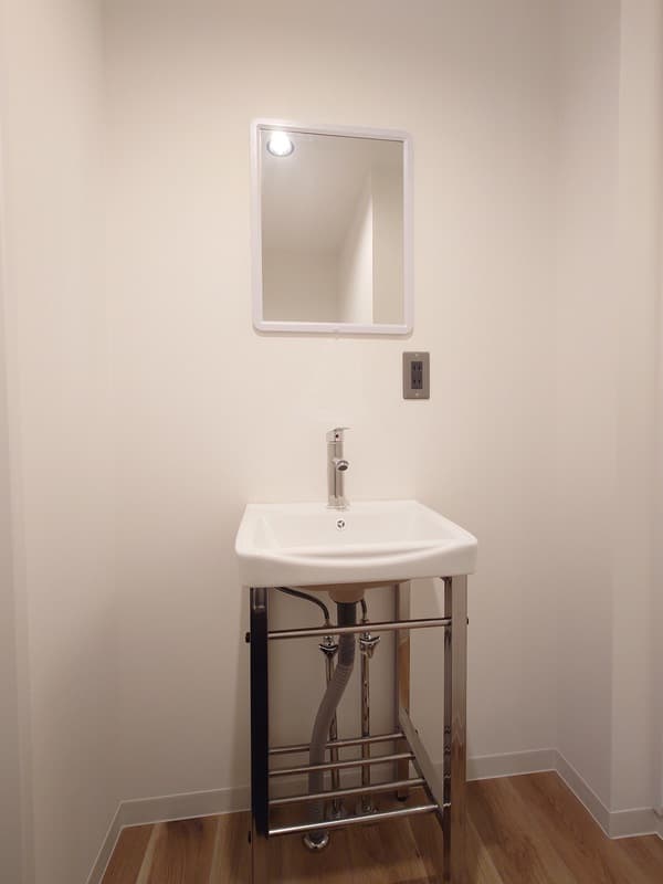 Room image 13