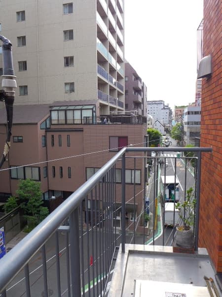 Room image 10