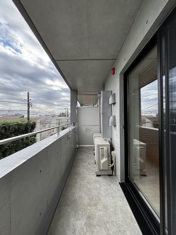 Room image 10